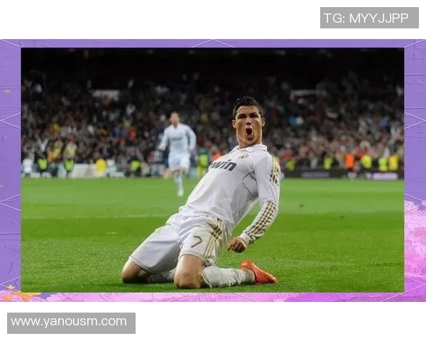 网图呈现足球球星风采精彩瞬间展现球场传奇与荣耀 网图呈现足球球星风采精彩瞬间展现球场传奇与荣耀